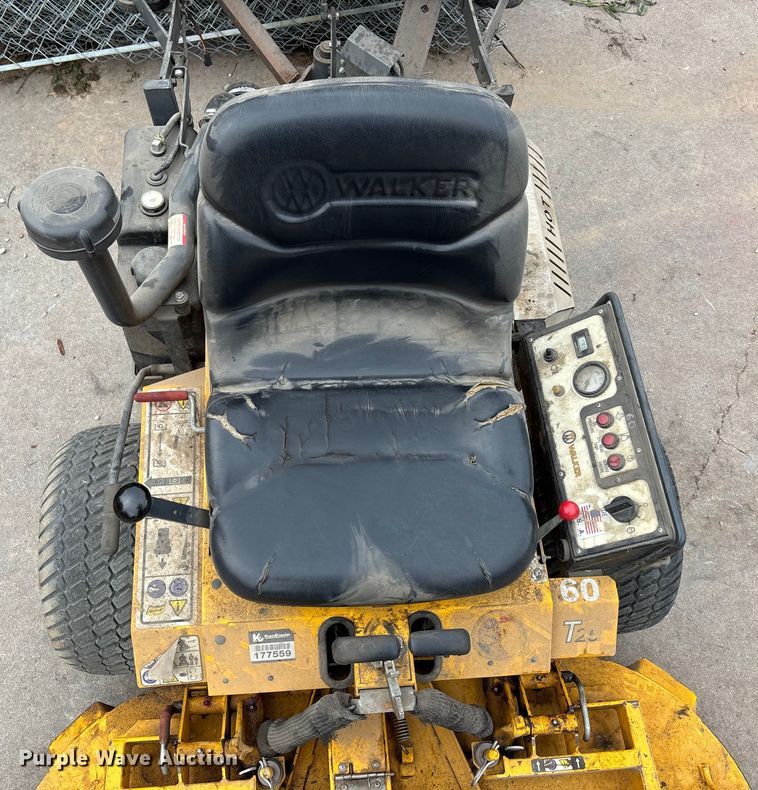 image for item EE3962 Walker MT251-11 ZTR lawn mower
