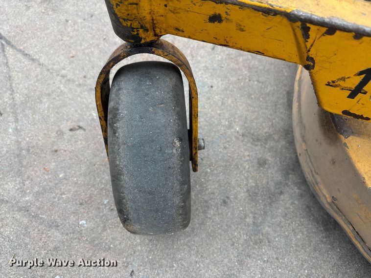 image for item EE3962 Walker MT251-11 ZTR lawn mower