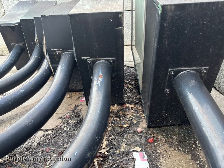 image for item EE3966 (6) light poles