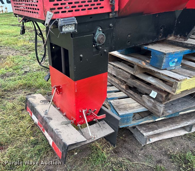 image for item EE3968 Western  spreader