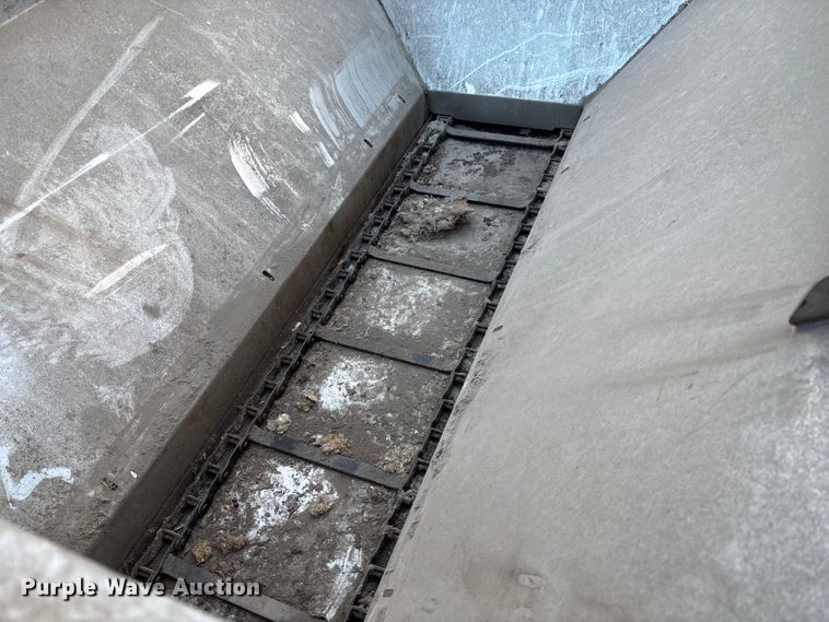 image for item EE3969 Meyer spreader