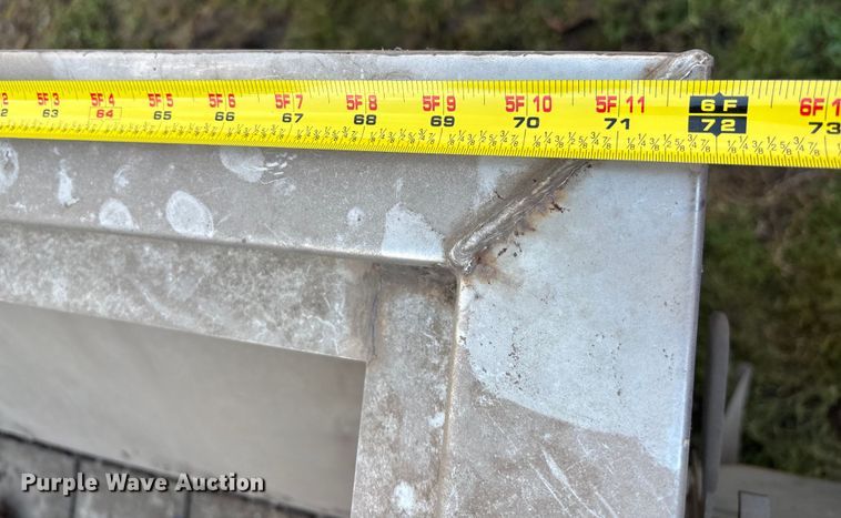 image for item EE3969 Meyer spreader