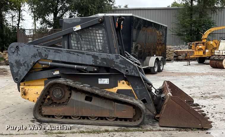 MINI CARGADOR SOBRE ORUGAS NEW HOLLAND NONE