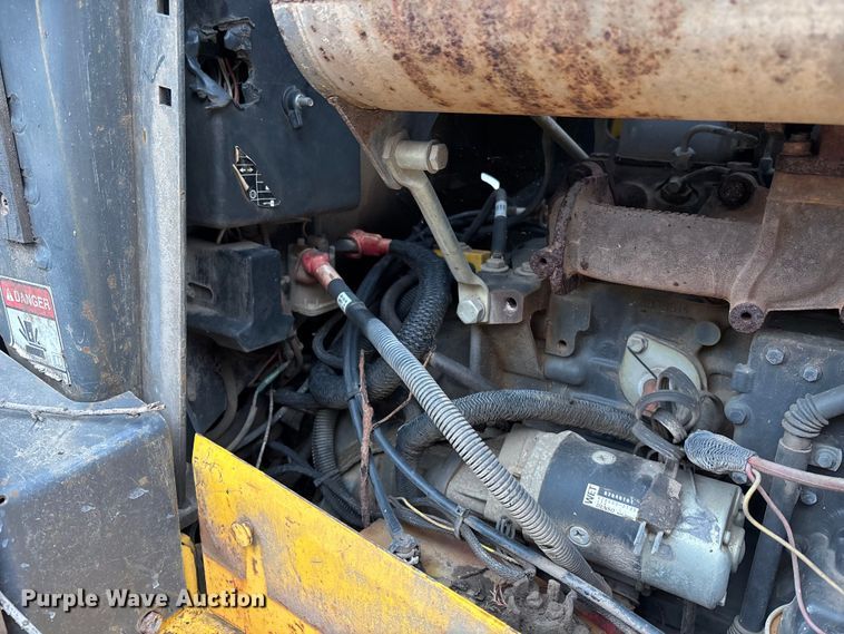 image for item EE3971 New Holland tracked skid steer loader