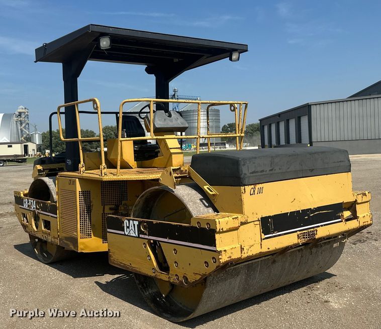 COMPACTADOR 1995 CATERPILLAR CB634