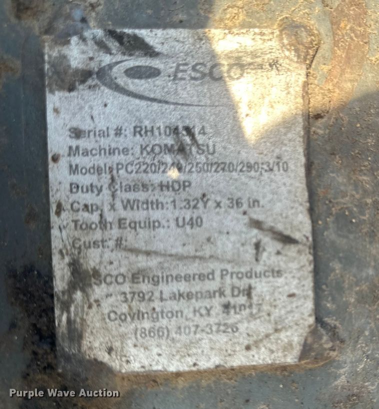 image for item EE4013 2006 Komatsu PC200LC-7 excavator