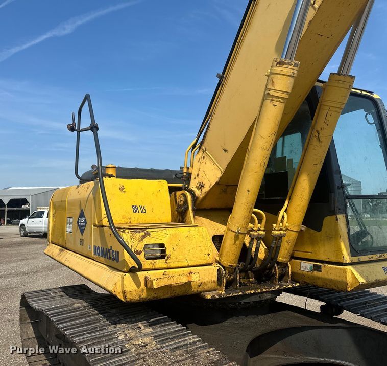 image for item EE4013 2006 Komatsu PC200LC-7 excavator