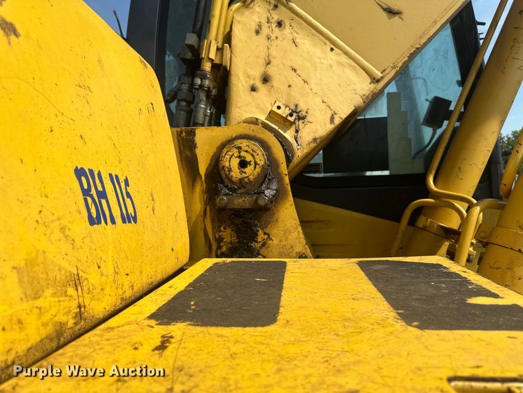 image for item EE4013 2006 Komatsu PC200LC-7 excavator