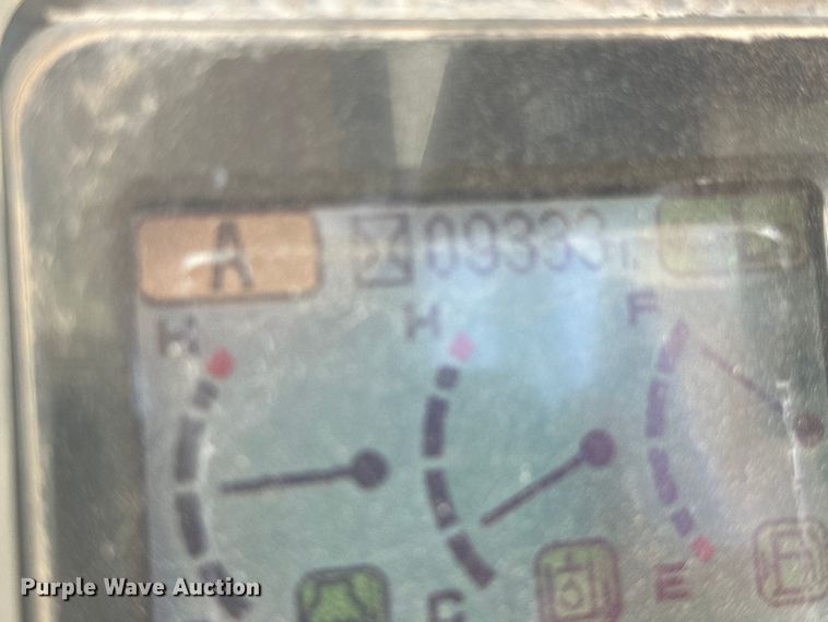 image for item EE4013 2006 Komatsu PC200LC-7 excavator