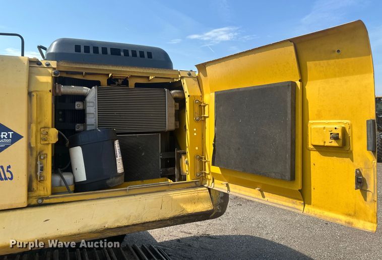 image for item EE4013 2006 Komatsu PC200LC-7 excavator