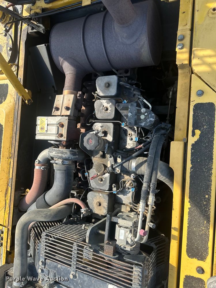 image for item EE4013 2006 Komatsu PC200LC-7 excavator