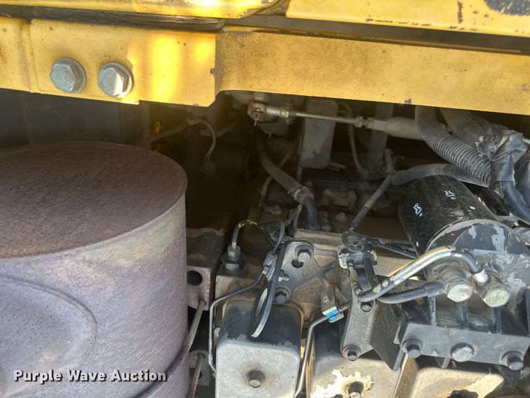 image for item EE4013 2006 Komatsu PC200LC-7 excavator