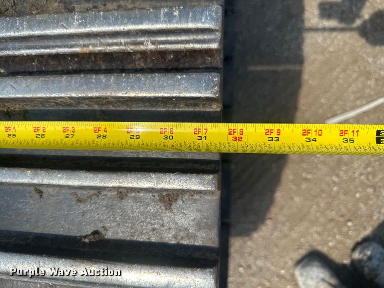 image for item EE4013 2006 Komatsu PC200LC-7 excavator