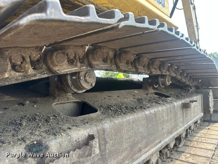 image for item EE4013 2006 Komatsu PC200LC-7 excavator