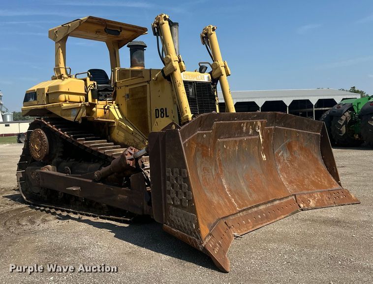 image for item EE4014 1985 Caterpillar D8L dozer
