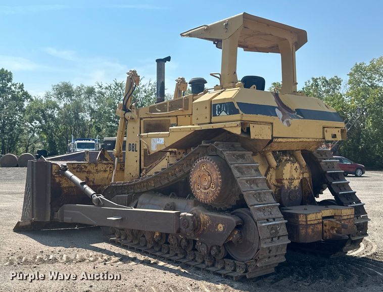 image for item EE4014 1985 Caterpillar D8L dozer