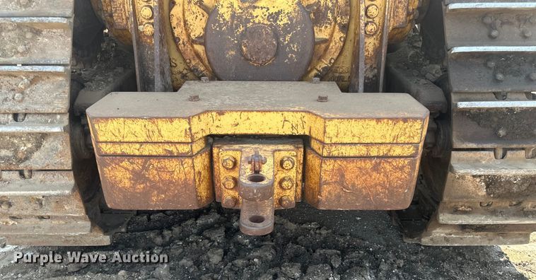 image for item EE4014 1985 Caterpillar D8L dozer