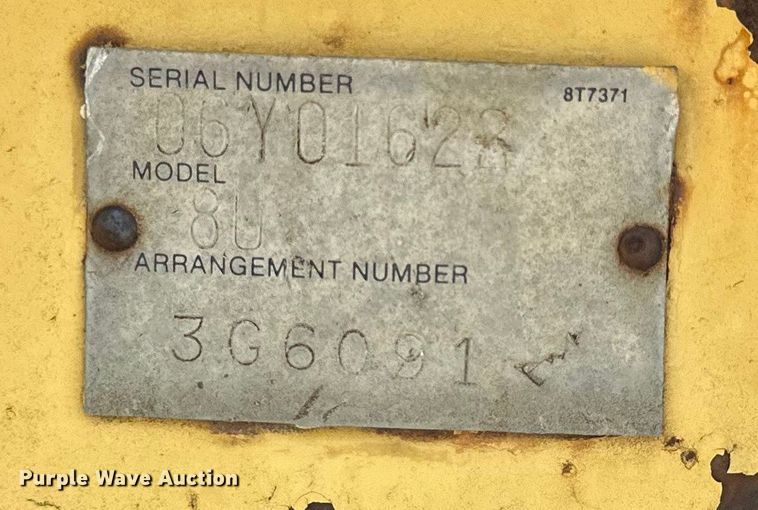 image for item EE4014 1985 Caterpillar D8L dozer