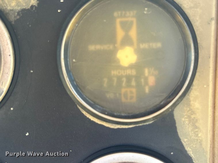 image for item EE4014 1985 Caterpillar D8L dozer