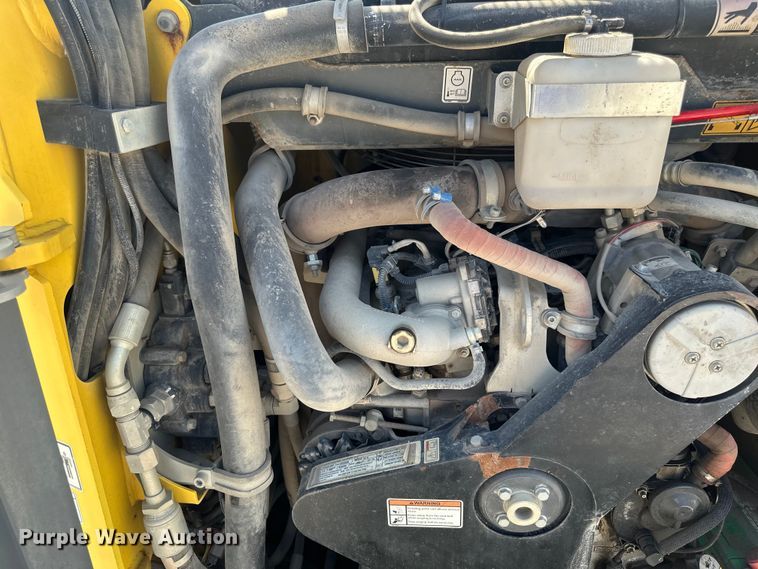 image for item EE4015 2016 Wacker Neuson SW 28 skid steer loader