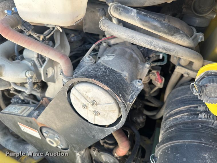 image for item EE4015 2016 Wacker Neuson SW 28 skid steer loader