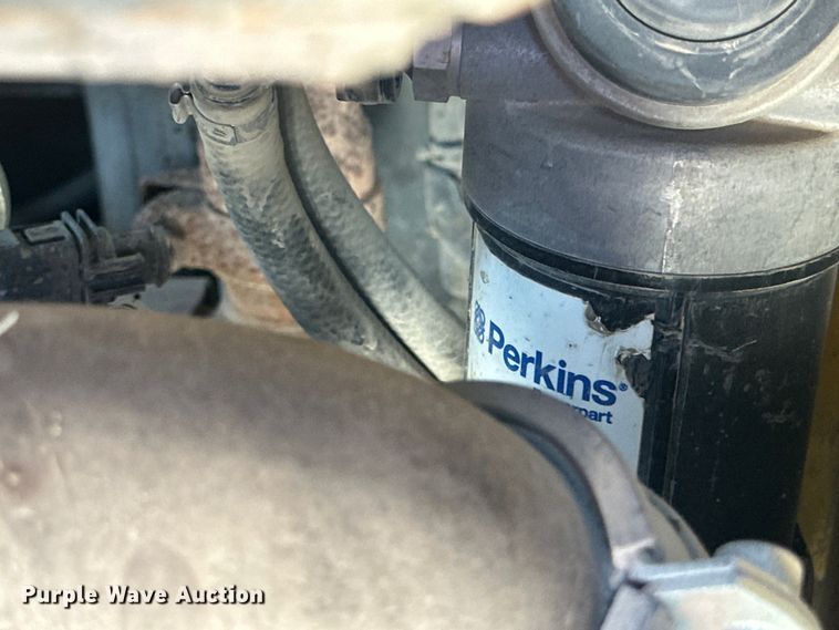 image for item EE4015 2016 Wacker Neuson SW 28 skid steer loader