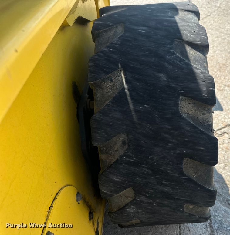 image for item EE4015 2016 Wacker Neuson SW 28 skid steer loader