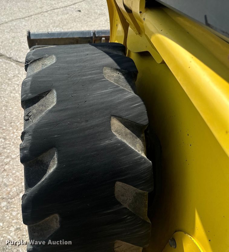 image for item EE4015 2016 Wacker Neuson SW 28 skid steer loader