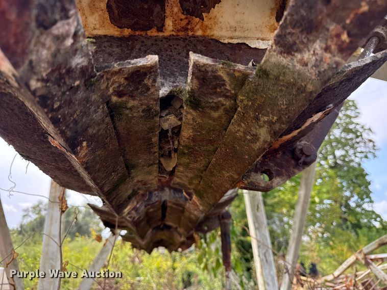 image for item EF2106 McNeilus batch plant