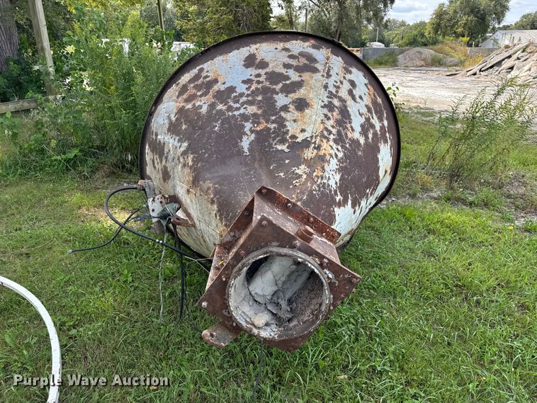 image for item EF2106 McNeilus batch plant