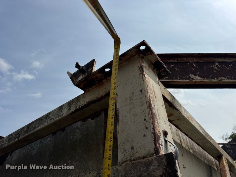 image for item EF2106 McNeilus batch plant