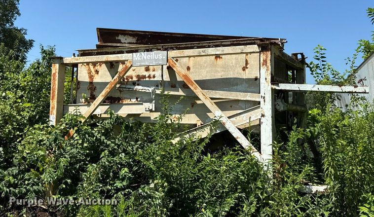 image for item EF2106 McNeilus batch plant