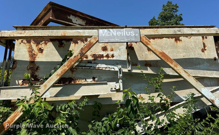 image for item EF2106 McNeilus batch plant