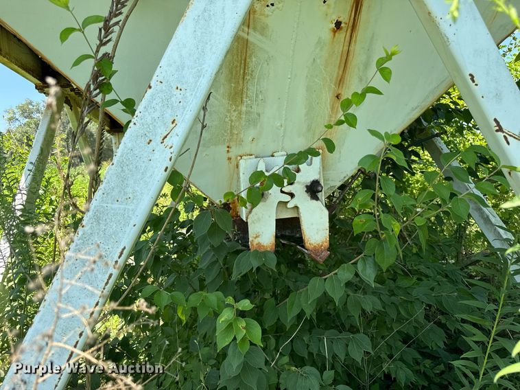 image for item EF2106 McNeilus batch plant