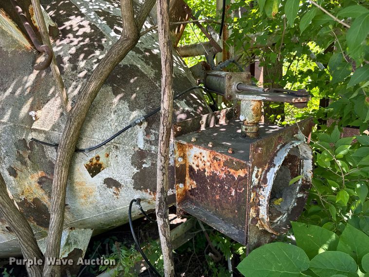 image for item EF2106 McNeilus batch plant