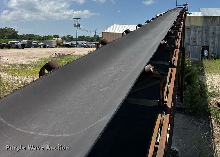 image for item EF2107 5 yard batch plant