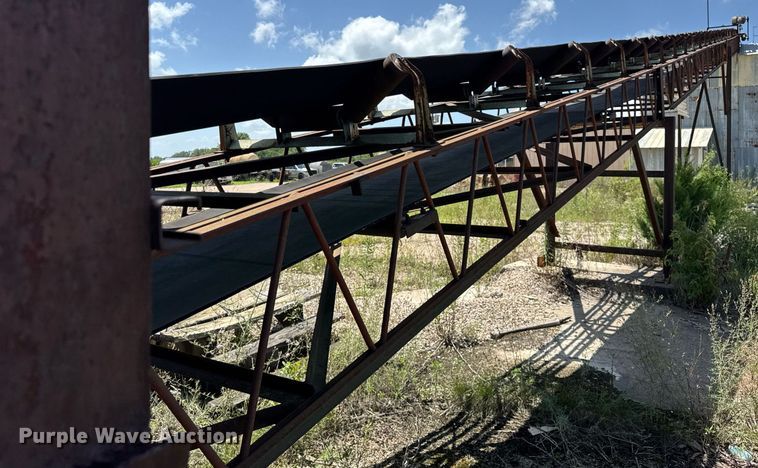 image for item EF2107 5 yard batch plant