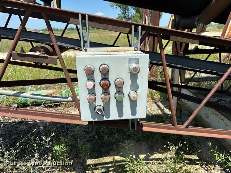 image for item EF2107 5 yard batch plant