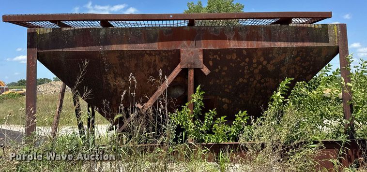 image for item EF2107 5 yard batch plant