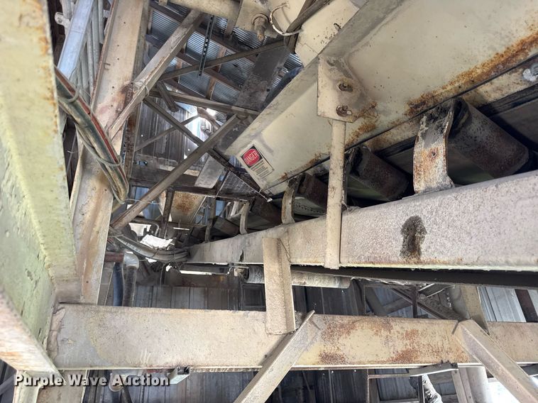 image for item EF2107 5 yard batch plant