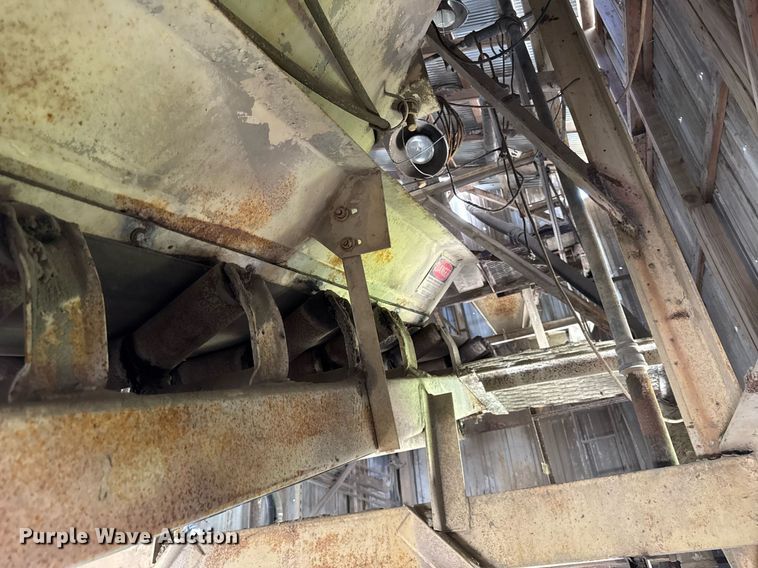 image for item EF2107 5 yard batch plant