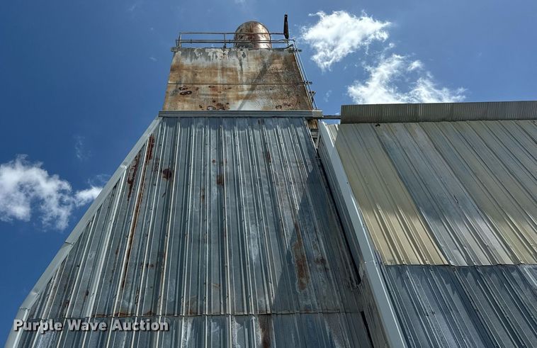 image for item EF2107 5 yard batch plant