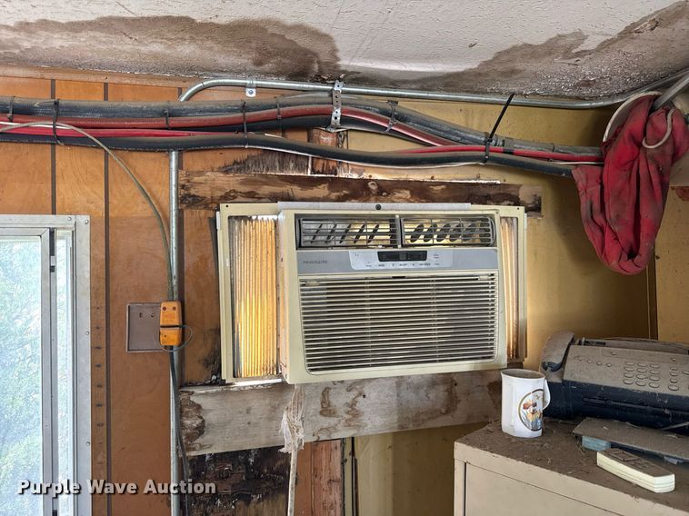 image for item EF2107 5 yard batch plant