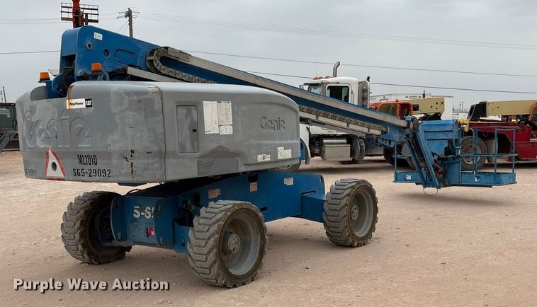 image for item EF5992 2014 Genie S-65 boom lift