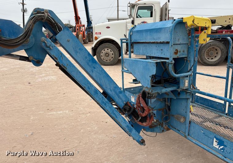 image for item EF5992 2014 Genie S-65 boom lift