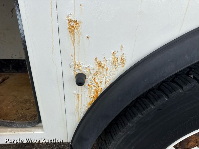 image for item EG5803 2012 International 4400 utility / service truck