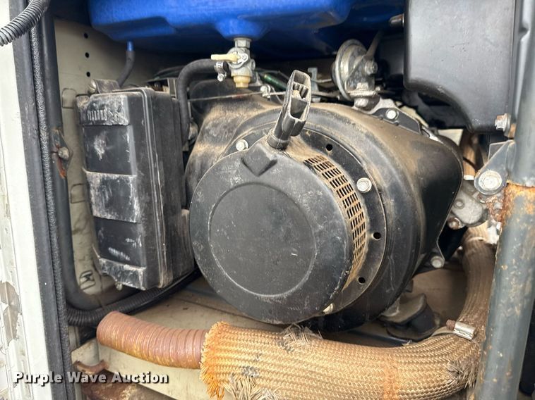 image for item EG5803 2012 International 4400 utility / service truck