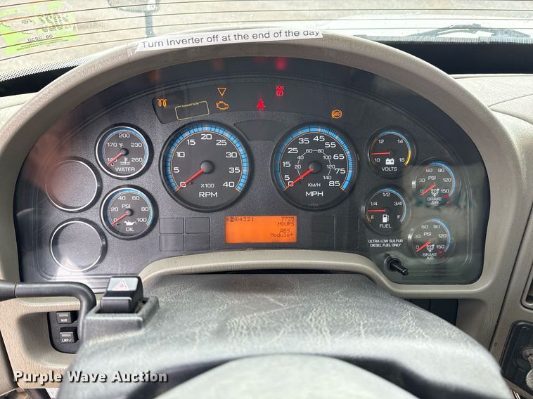 image for item EG5803 2012 International 4400 utility / service truck