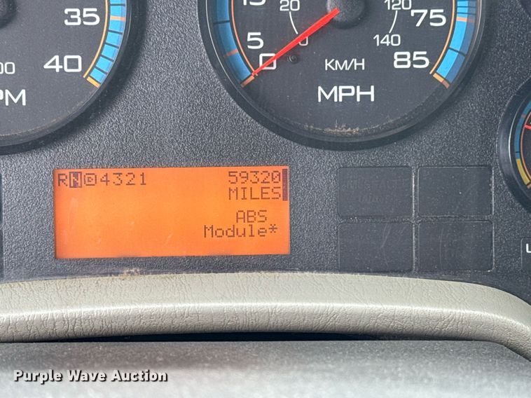 image for item EG5803 2012 International 4400 utility / service truck