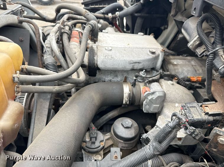 image for item EG5803 2012 International 4400 utility / service truck